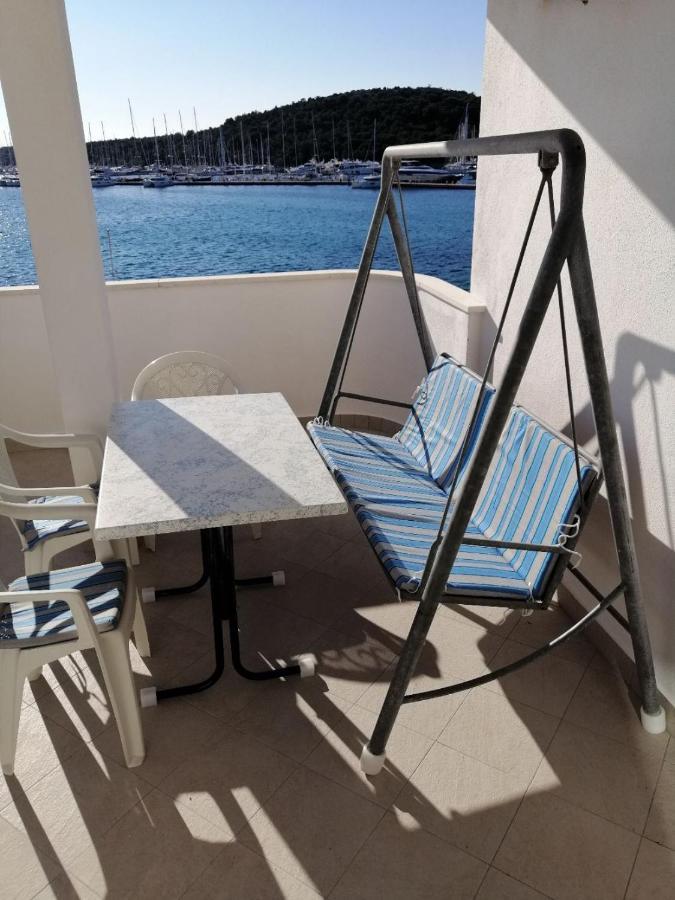 Apartments Marija - By The Sea โรกอซนิซา ภายนอก รูปภาพ