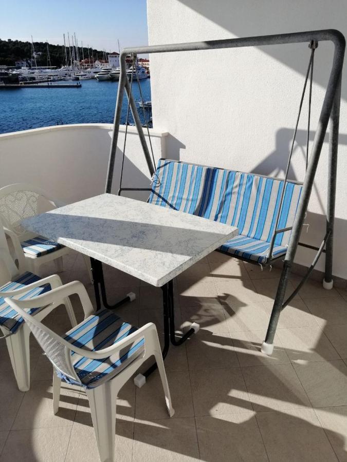 Apartments Marija - By The Sea โรกอซนิซา ภายนอก รูปภาพ