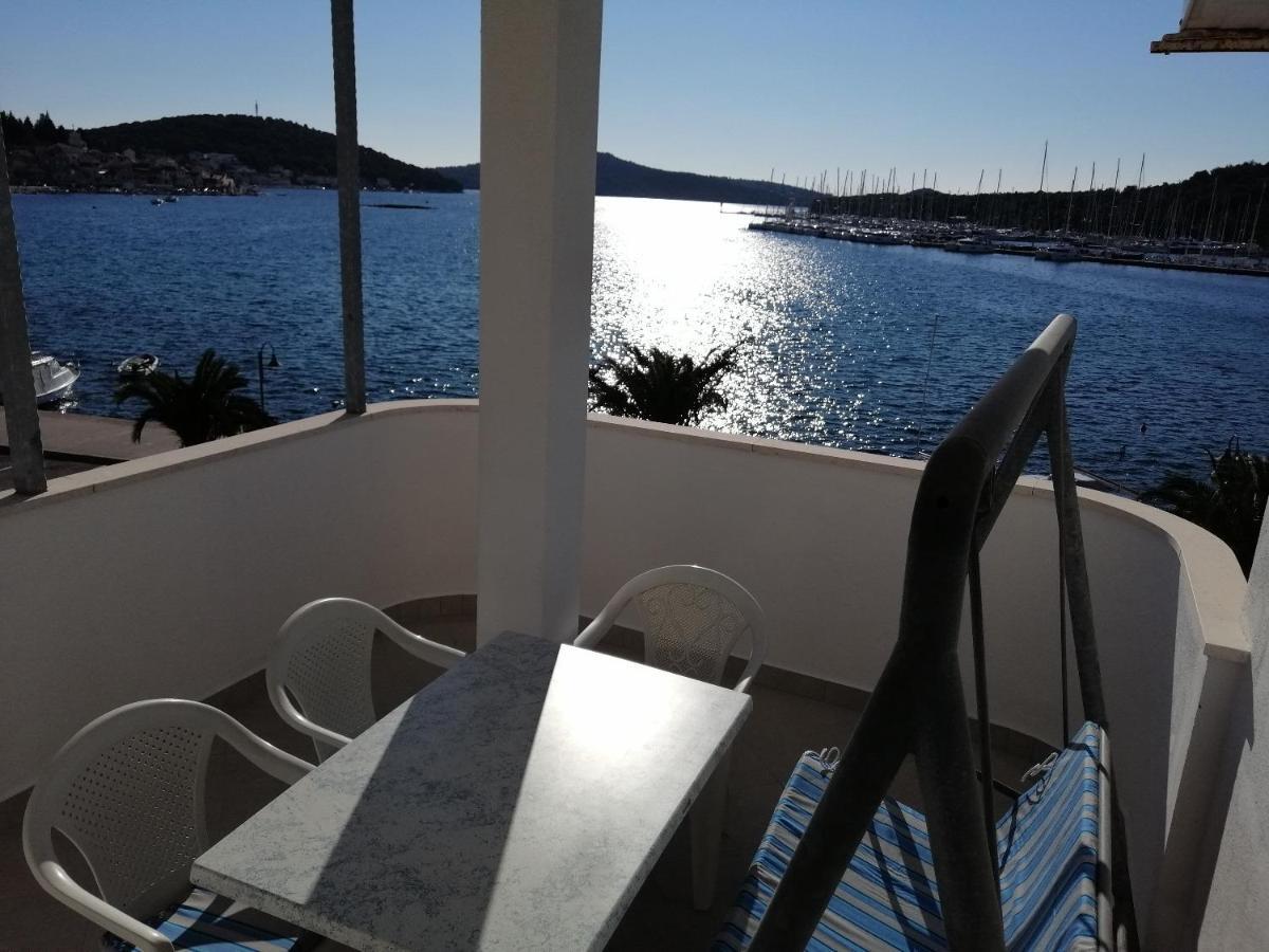 Apartments Marija - By The Sea โรกอซนิซา ภายนอก รูปภาพ