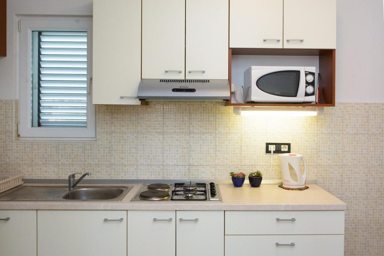 Apartments Marija - By The Sea โรกอซนิซา ภายนอก รูปภาพ