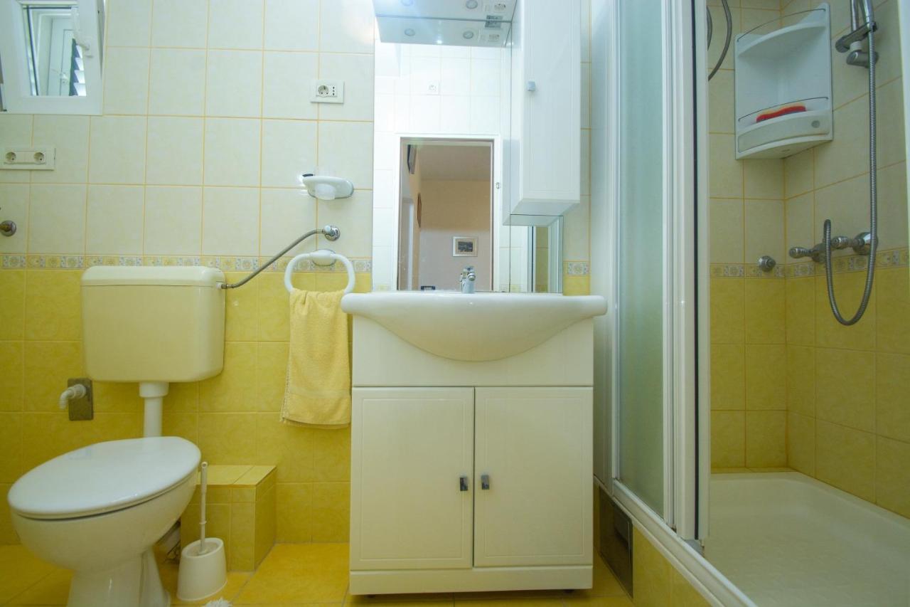 Apartments Marija - By The Sea โรกอซนิซา ภายนอก รูปภาพ