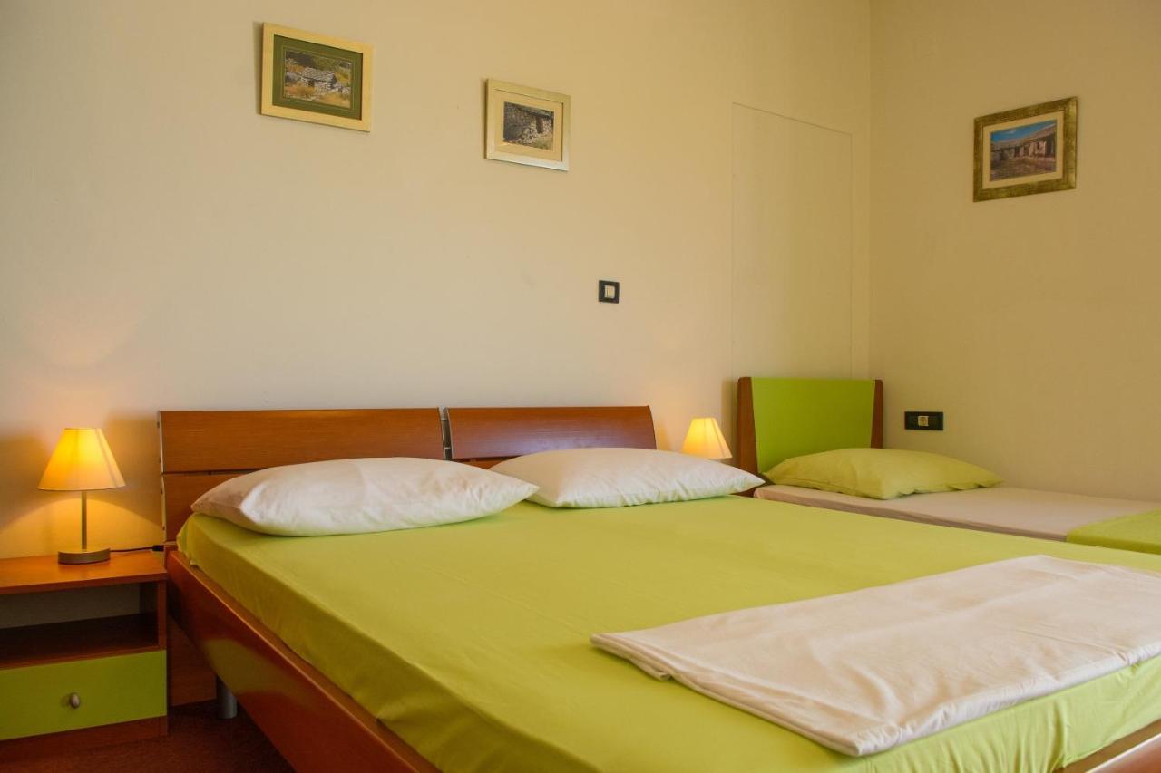 Apartments Marija - By The Sea โรกอซนิซา ภายนอก รูปภาพ