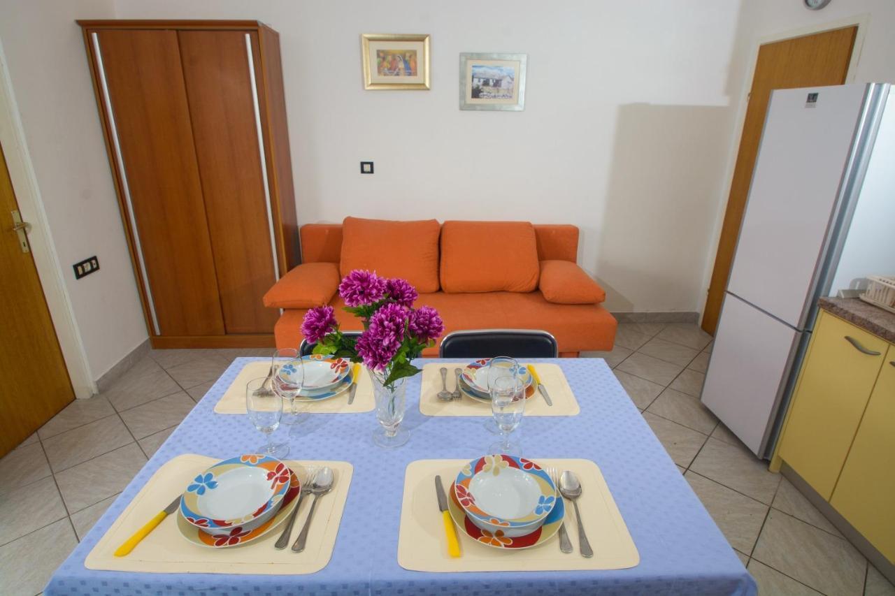 Apartments Marija - By The Sea โรกอซนิซา ภายนอก รูปภาพ